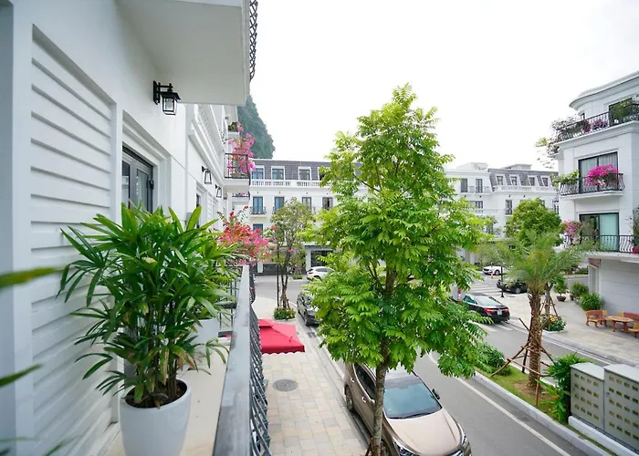 Halong Trendy Khách sạn Hạ Long