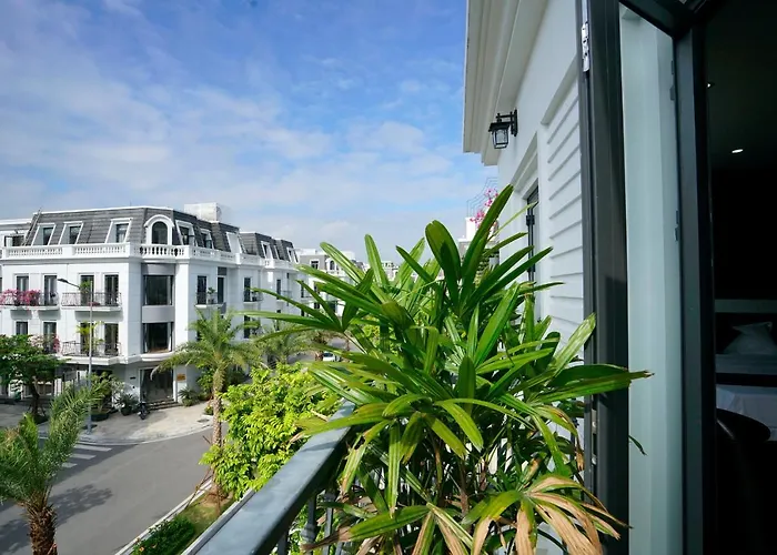 Halong Trendy Khách sạn *